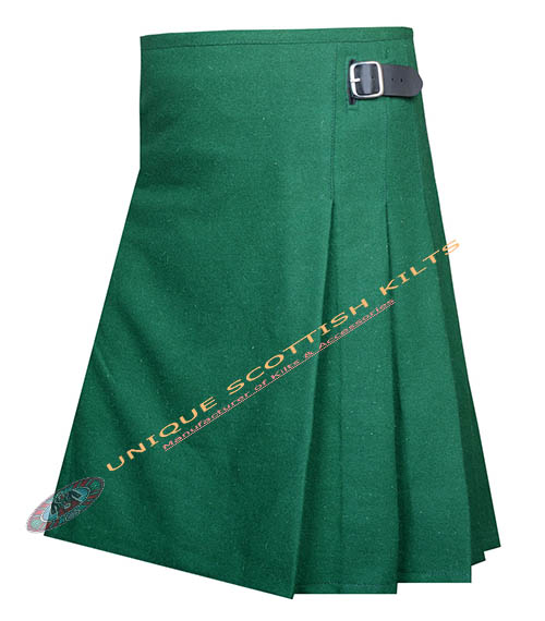 2 Handmade Traditional 8 Yard Forest Green Wool Kilt - Image 4