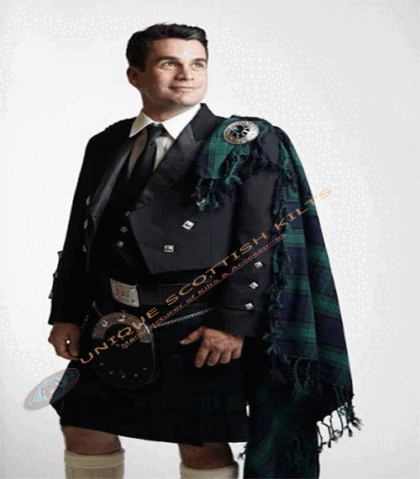 Traditional Tartan Kilt Fly Plaid - Hand Fringed - Size 48 Inches x 48 Inches With Brooch