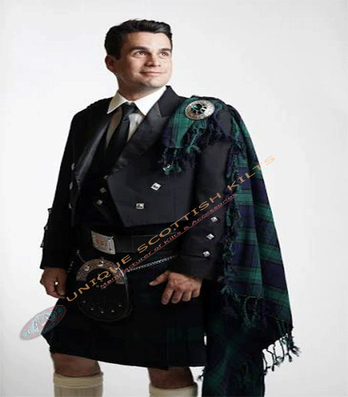 Traditional Tartan Kilt Fly Plaid - Hand Fringed - Size 48 Inches x 48 Inches With Brooch
