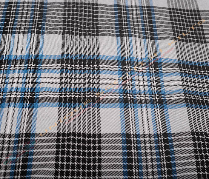 Clan Hood Tartan 8 Yard Kilt - Image 3